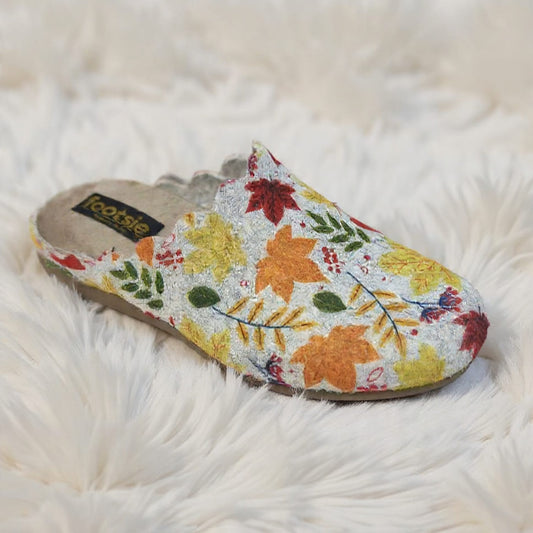 D84 Nature 1 Felt Leaves design mule slipper