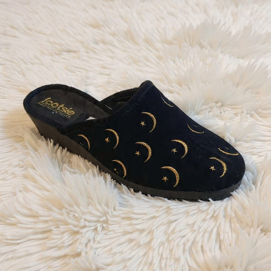 Footsie101 SA-6688-215F Flat star and moon print slipper Black
