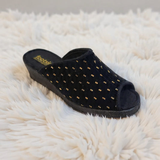 Footsie101 CB 24386F Low wedge black gold design open toe slipper