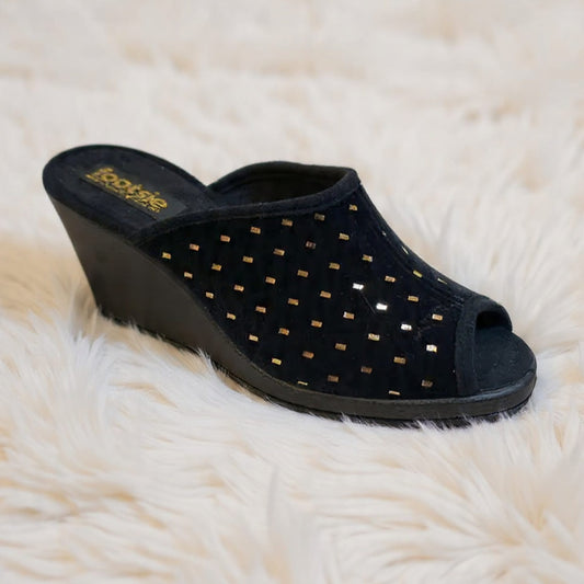 Footsie101 CA 24386F High wedge black gold design open toe slipper
