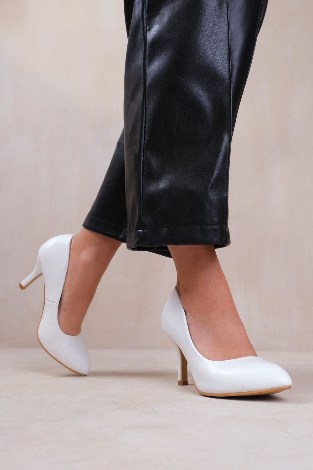 PAOLA Mid High Heel Court Pump Shoes with Pointed Toe in White Faux Leather