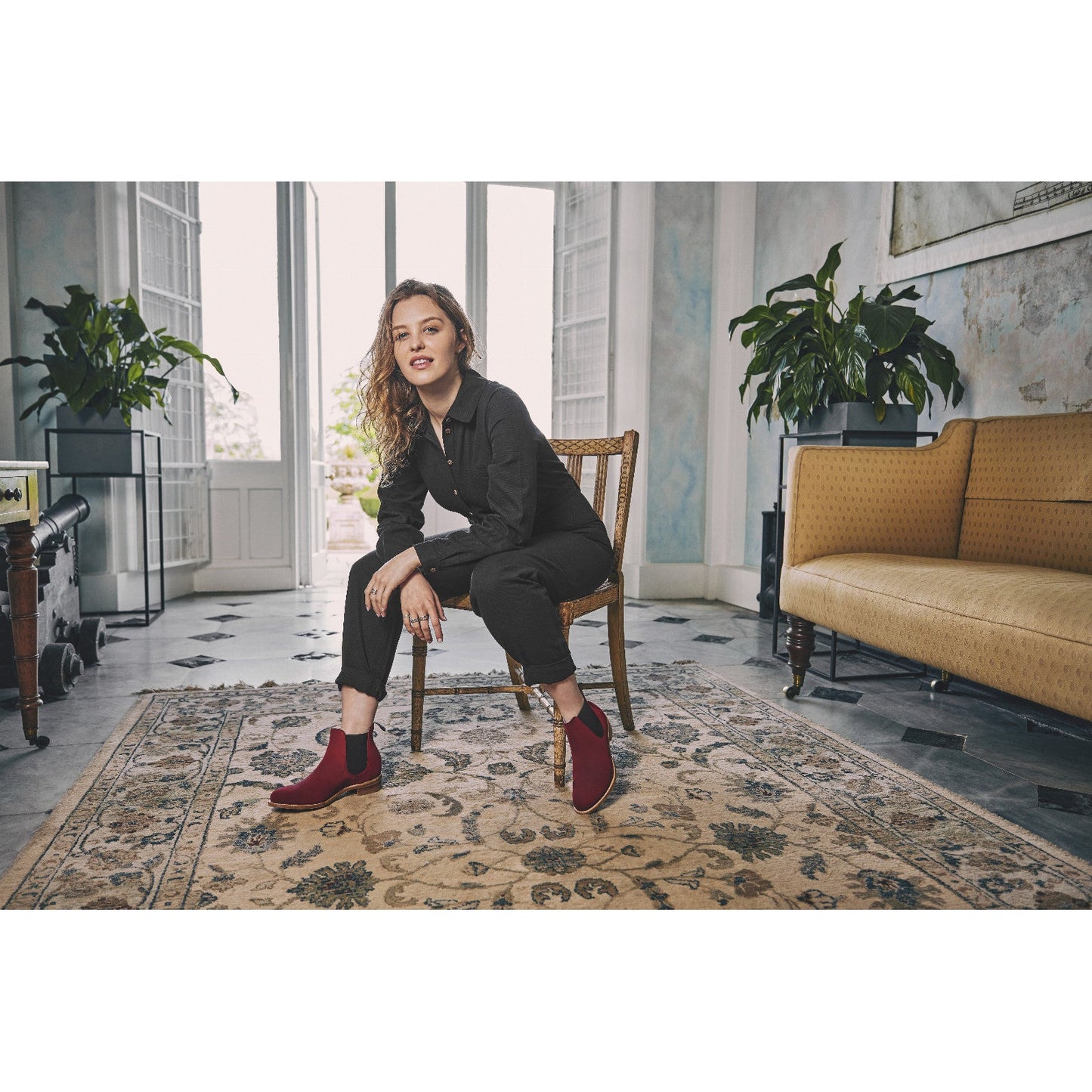 Herring Tamara Ladies rubber-soled Chelsea boots in plum suede